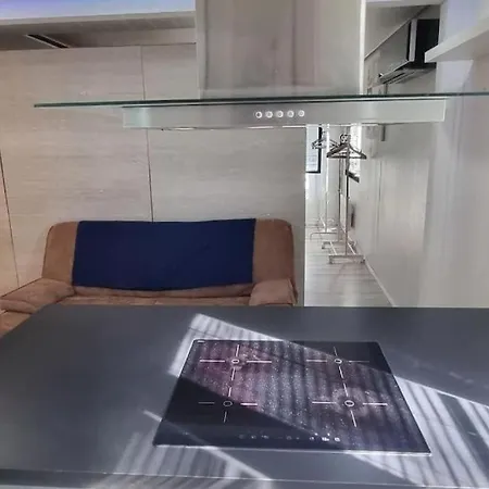 House For 4 Person Near Meyer Apartment *