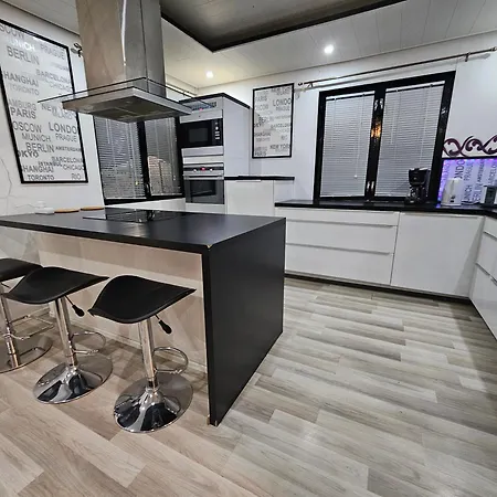 דירה House For 4 Person Near Meyer *
