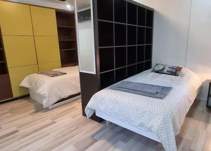 House For 4 Person Near Meyer Apartment *