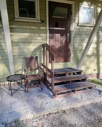 Apartment House For 4 Person Near Meyer Turku